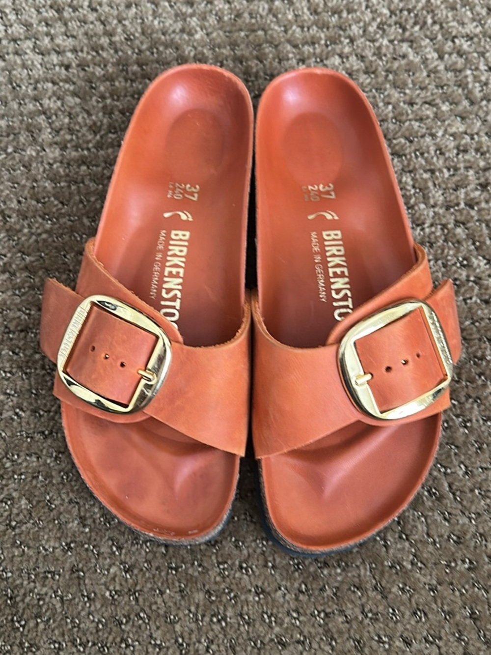 Birkenstock Arizona Big Buckle Slide - Orange Leather with Gold Buckle 37